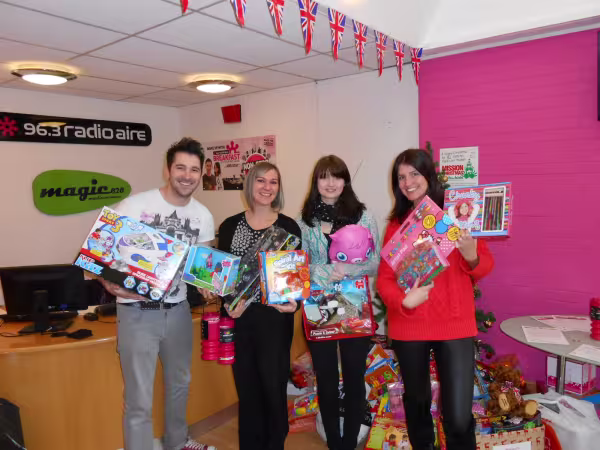 Radio Aire Cash for Kids