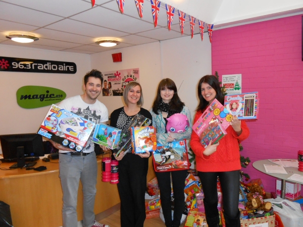 Radio Aire Cash for Kids